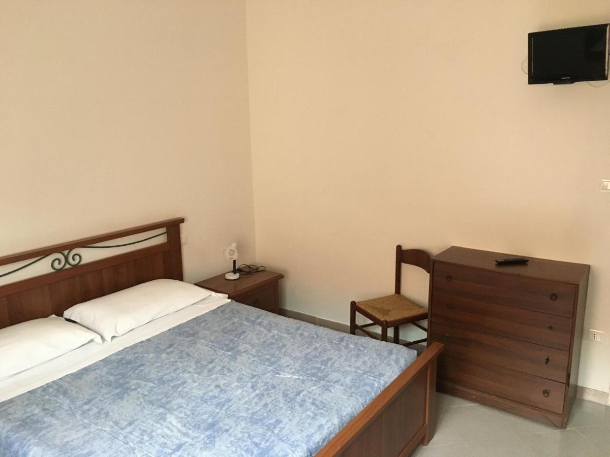 Appartamento Miramare, 2 Camere, Cucina, Bagno, Ventimiglia Exterior foto